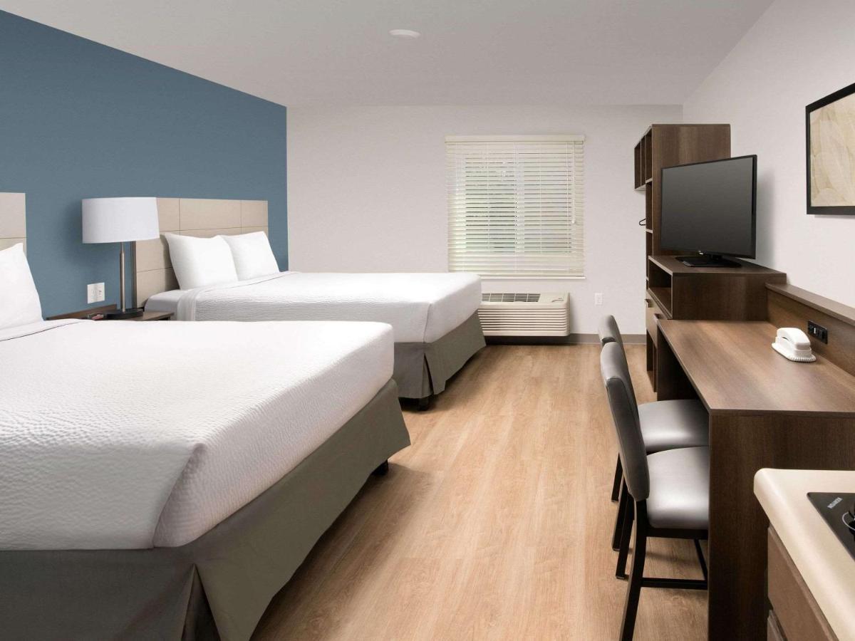 Candlewood Suites Pecos By Ihg Bagian luar foto