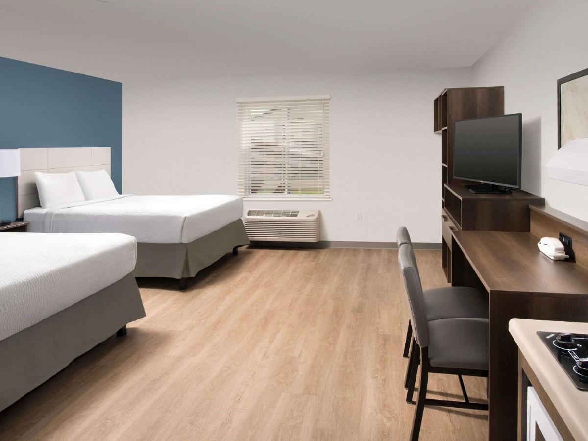 Candlewood Suites Pecos By Ihg Bagian luar foto