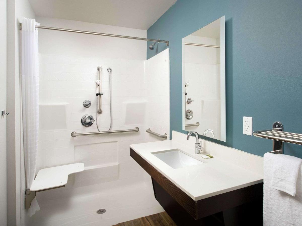 Candlewood Suites Pecos By Ihg Bagian luar foto