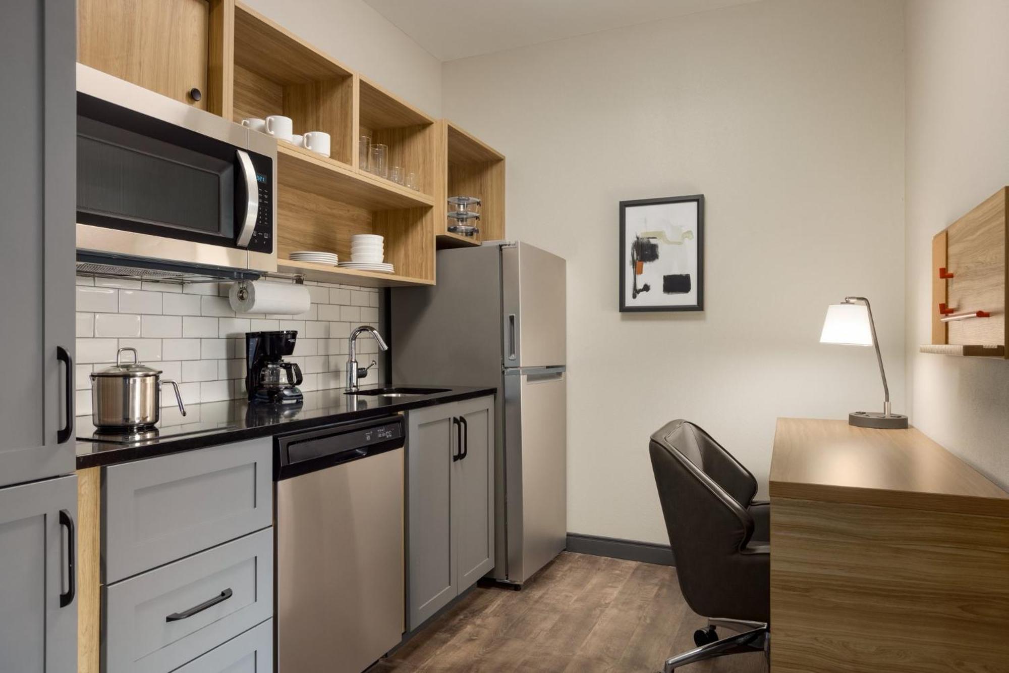 Candlewood Suites Pecos By Ihg Bagian luar foto